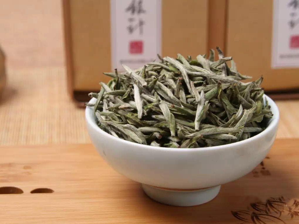 白茶回收全攻略：如何让老白茶价值翻倍