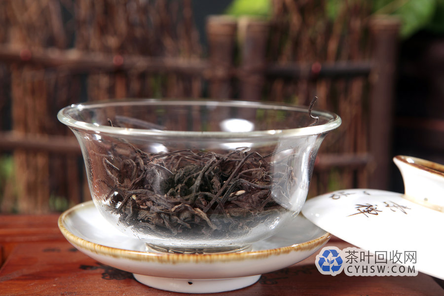 老茶出山记：三鹤牌六堡茶的时光之旅