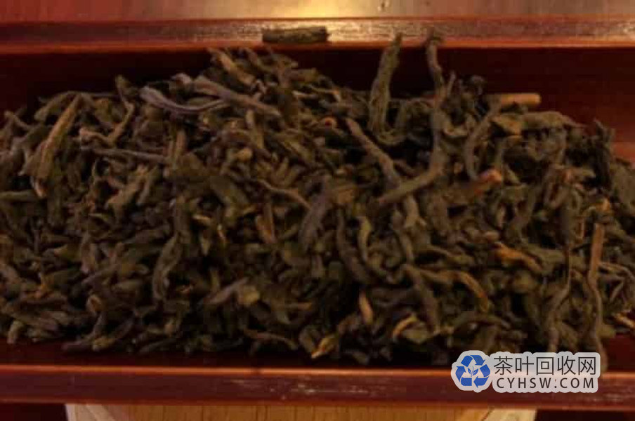 老茶逢春：一位茶商与时光的博弈