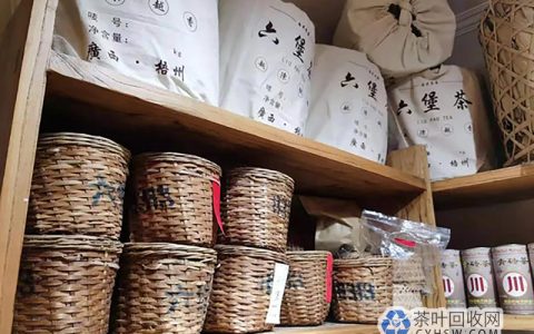老茶逢春：一位茶商与时光的博弈