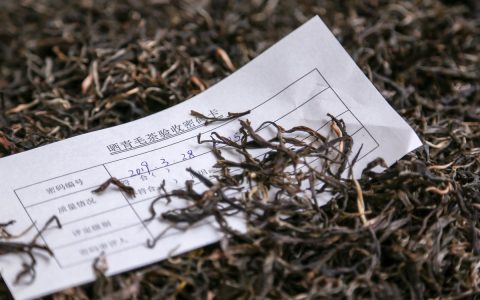 上海普洱茶饼回收电话：寻一处靠谱的茶香归处​