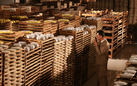 家里闲置茶叶别浪费！专业回收渠道帮你盘活陈年老茶