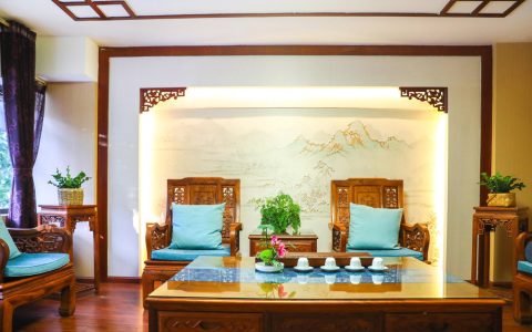 老茶回收江湖：有人一夜暴富，有人血本无归，你敢入局吗？