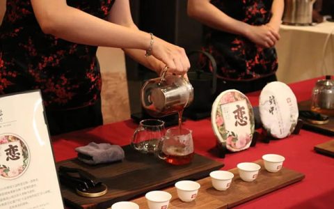 常州老茶友看过来！家里囤的大益茶别浪费，这样出手最靠谱！