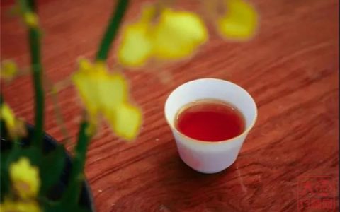 普洱茶回收中茶梗多少藏着品质与价值的秘密