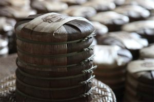 普洱茶回收中的 “竹箩装” 与 “纸袋装”：传统与现代包装对回收价的影响