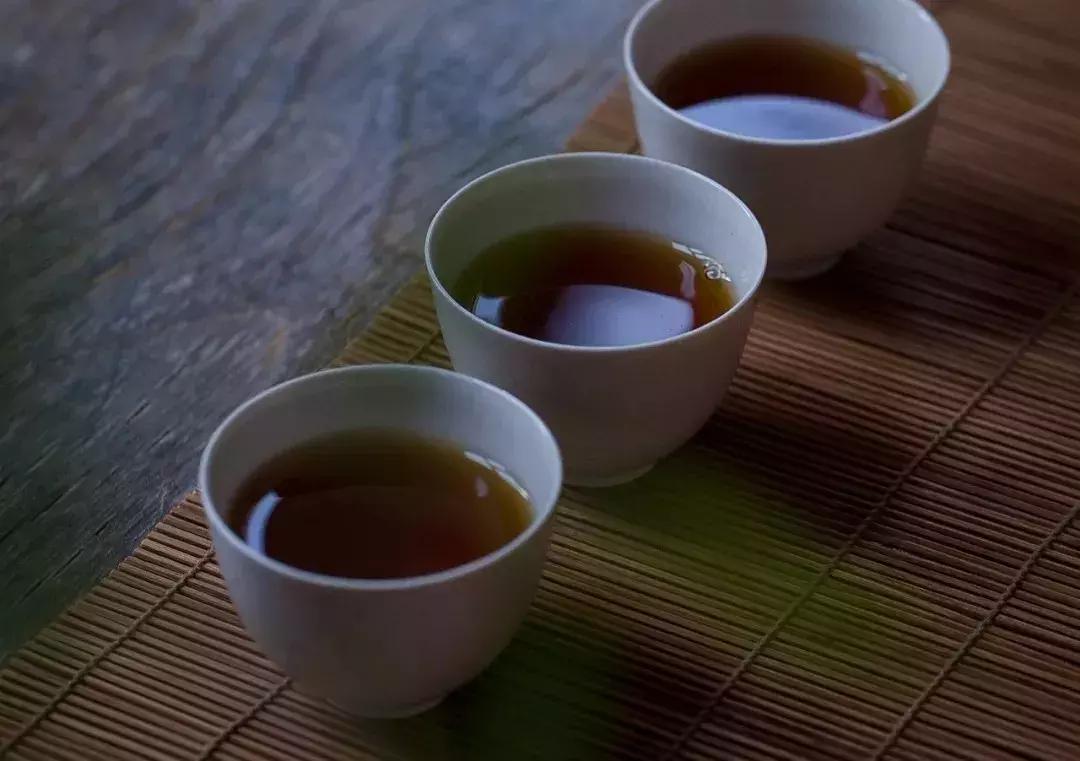 改制前茶品回收热潮：国营茶厂老茶的收藏价值与市场潜力