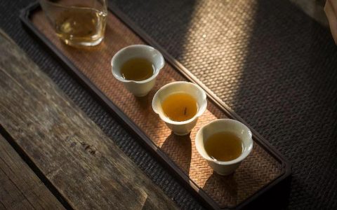 改制前茶品回收：老茶收藏市场的黄金赛道
